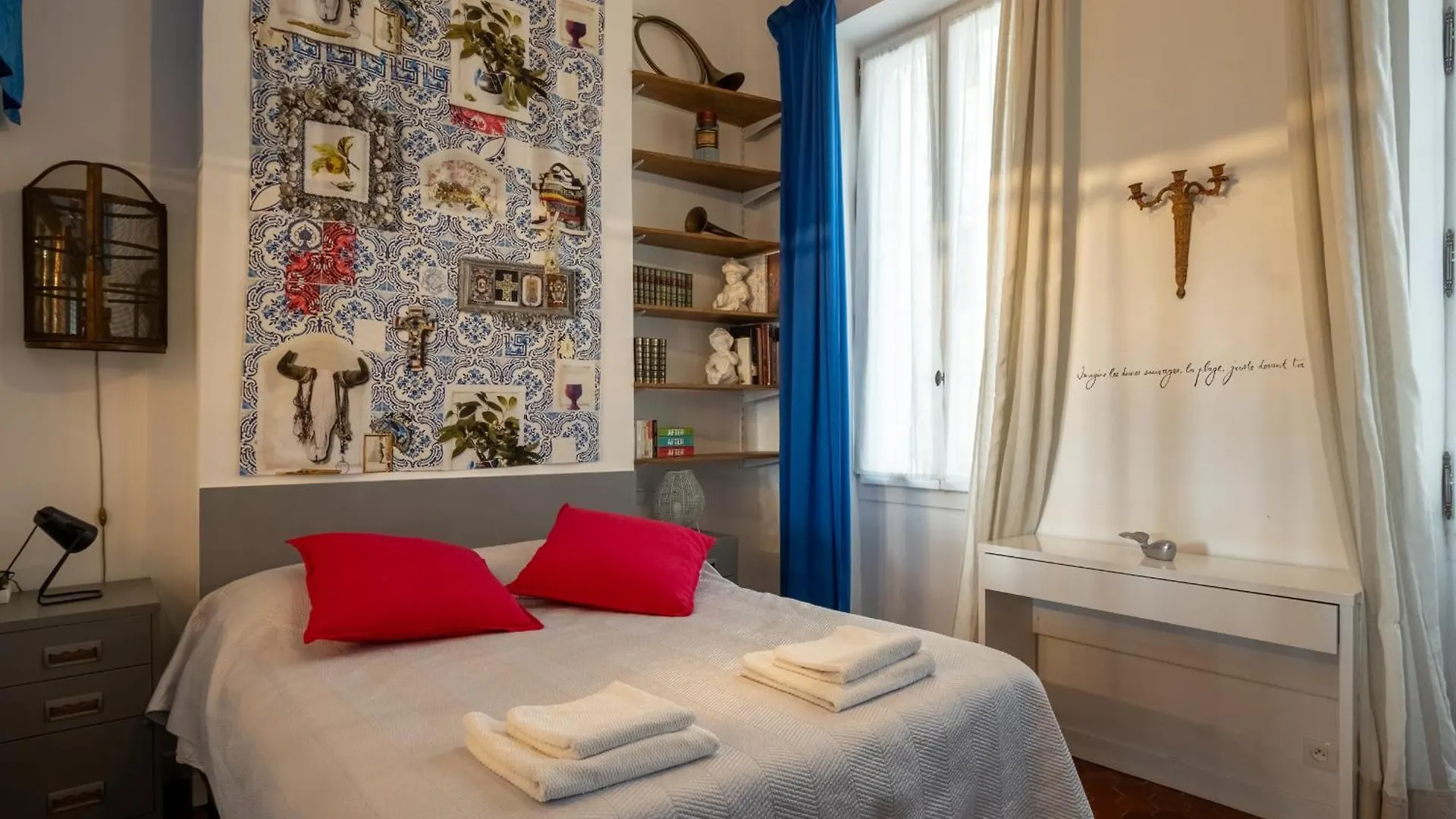 A 50M Et Face A La Mer, Proche Vieux Port -4 A 5 Pers - Classe 4 Etoiles - 80M2 Marseille Francie